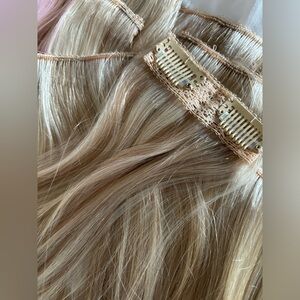 Brand NEW BLONDE hair extensions!!
